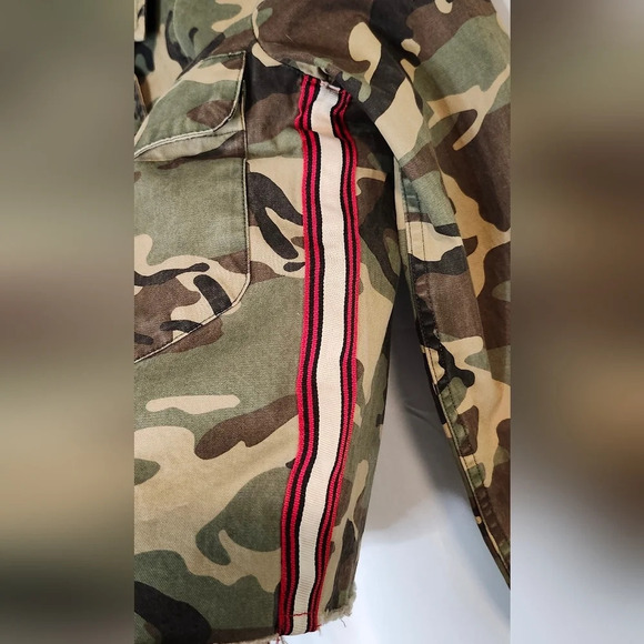 Abercrombie & Fitch Womens Camo Jacket Size XS Cropped Urban Gorpcore Streetwear - Picture 9 of 9